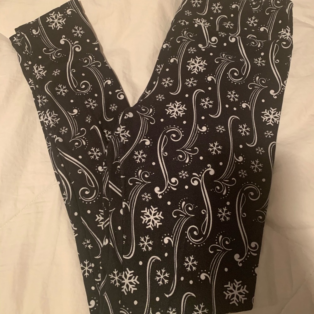 LuLaRoe One Size leggings